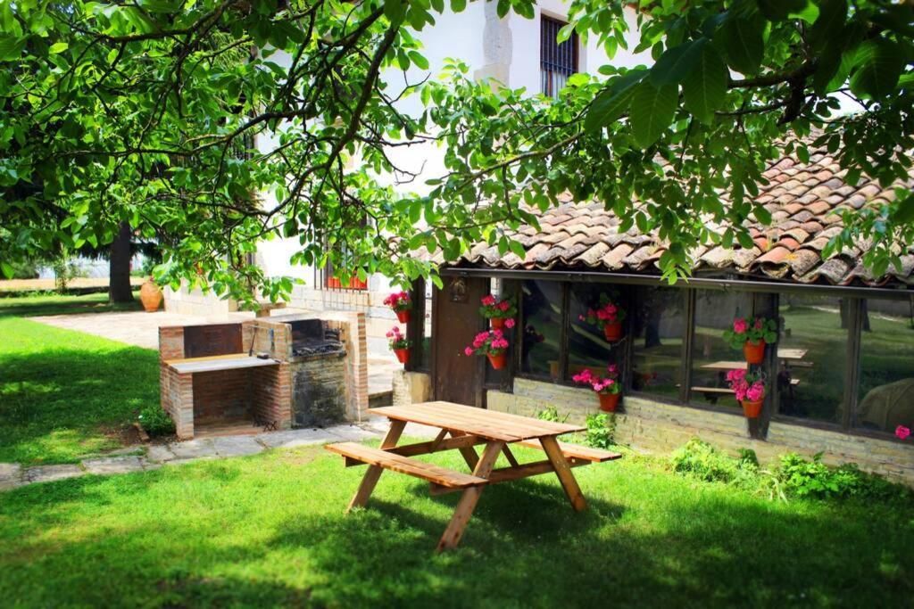 Casa Rural Mertxenea Landetxea Elcano Buitenkant foto